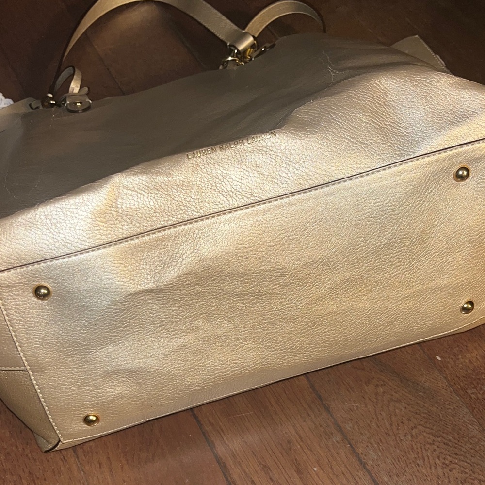 Ralph Lauren Leather Tote Bag in Metallic Gold - Elegant Everyday Carry - Picture 6 of 6